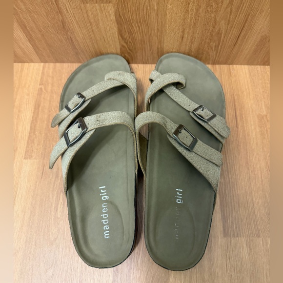 Madden Girl Footbed Sandals Size 8.5 - Picture 3 of 8